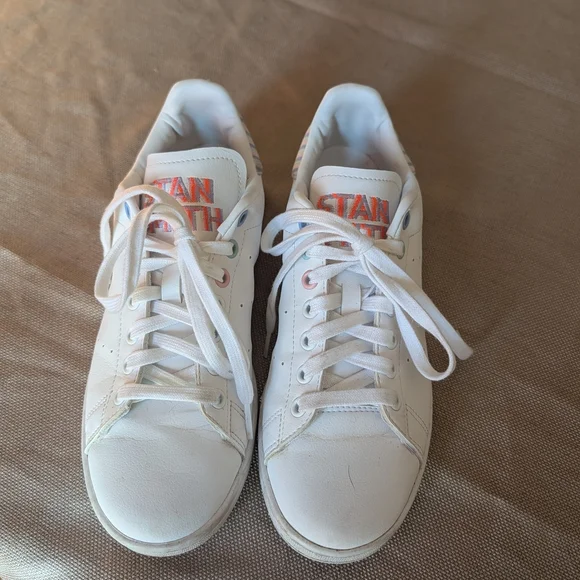 Adidas Stan Smith White and Red Sneakers - Picture 1 of 4